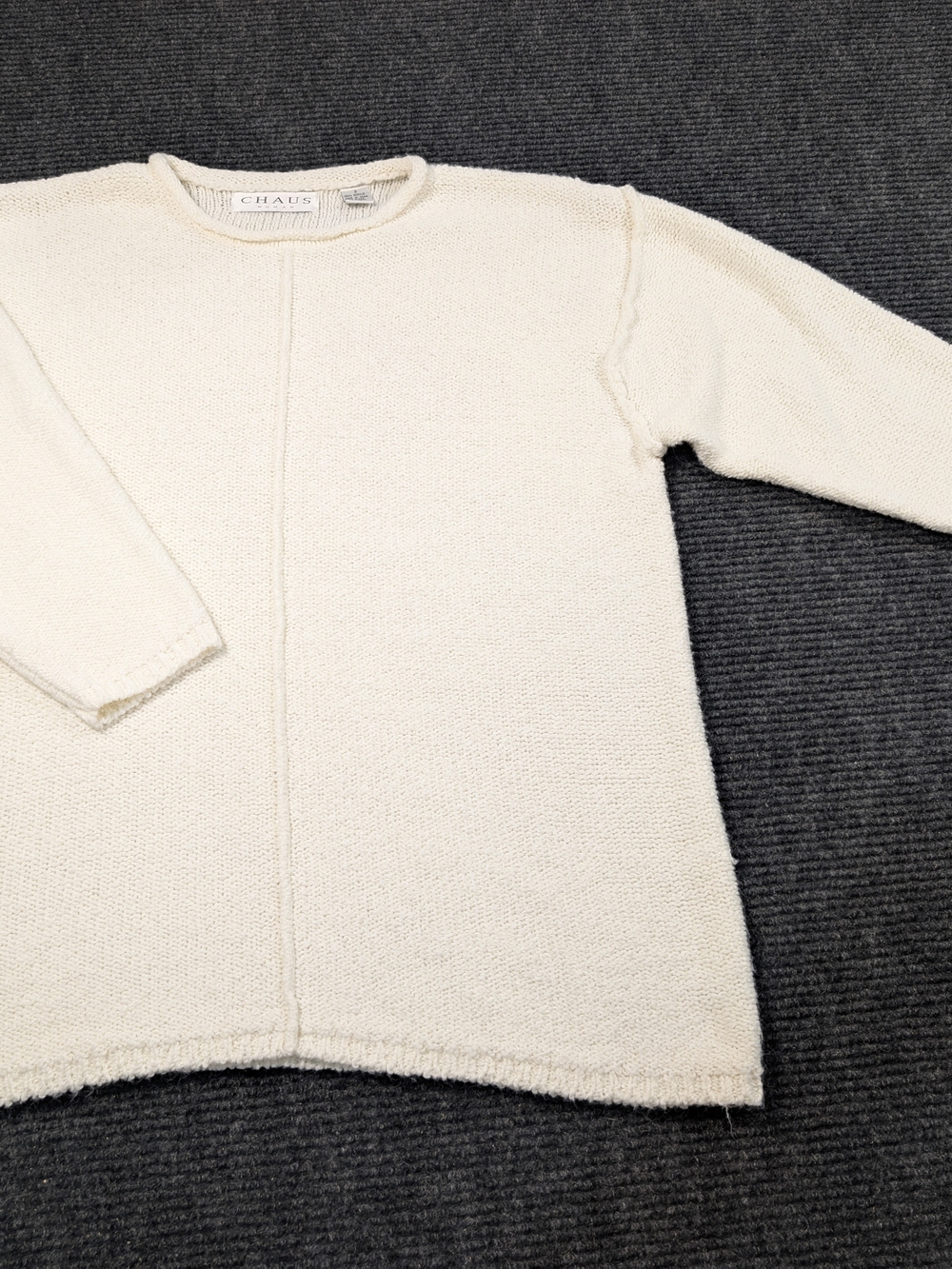 Chaus Woman's Sweater